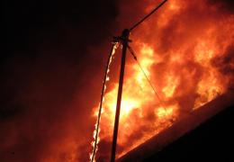 Gebäudebrand Altstrimmig